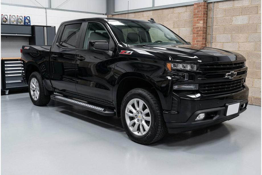 Chevrolet Silverado 2019– Sidetrin New Vision Black (2 stk., aluminium) Image