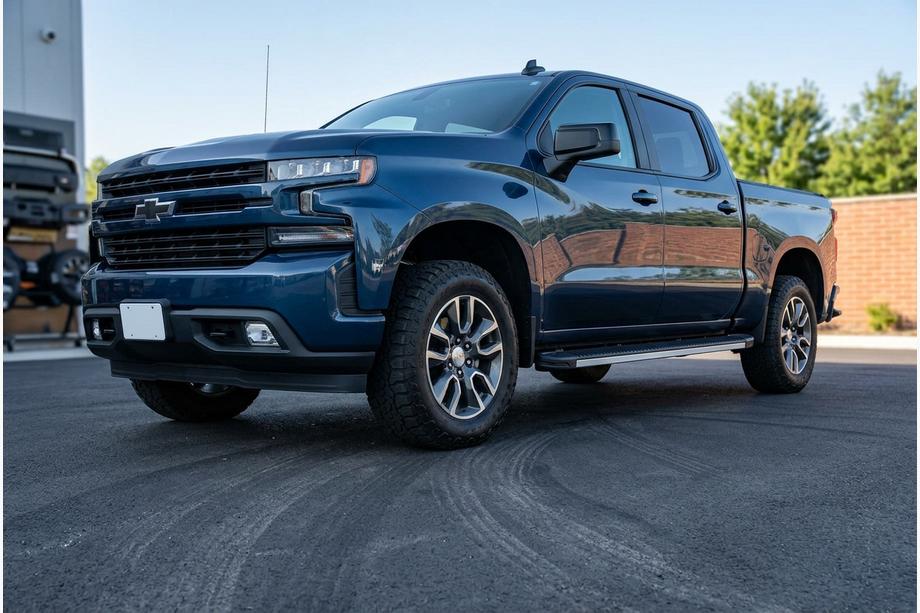Chevrolet Silverado 2019– Sidetrin Maya V1 (2 stk., aluminium) Image