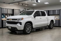 Chevrolet Silverado 2019– Sidetrin Tayga Black (2 stk., aluminium) foto 1