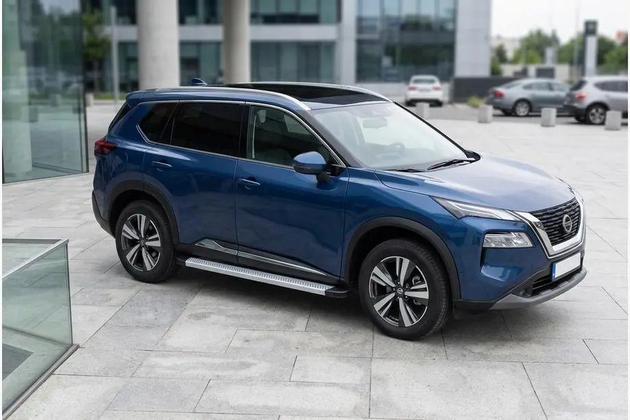 Nissan X-trail T33/Rogue 2022– Sideskørter Maya V2 (2 stk., aluminium) Foto 1