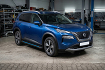 Nissan X-trail T33/Rogue 2022– Maya Blue sidetrin (2 stk., aluminium) foto 1