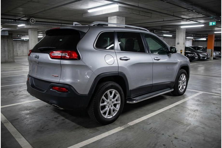 Jeep Cherokee KL 2013– Sidetrin Maydos V2 (2 stk., aluminium) Foto 1