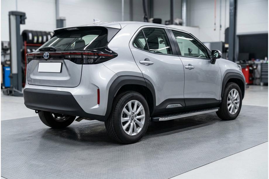 Toyota Yaris/Yaris Cross (XP210) 2020– BlackLine sidetrin (2 stk., aluminium) Image