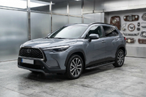 Toyota Corolla Cross 2020– Sidetrin Tayga Black (2 stk., aluminium) foto 1