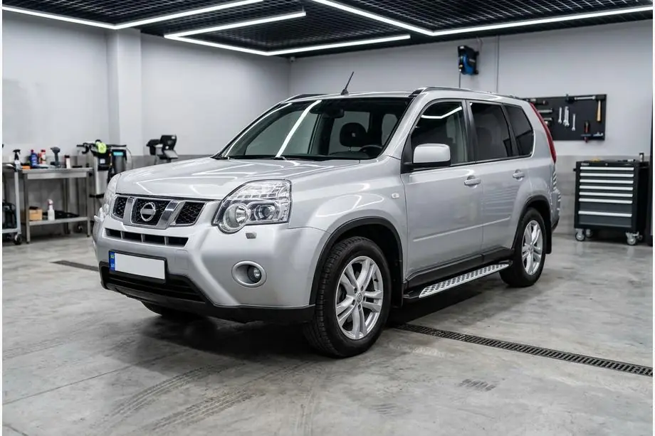 Nissan X-trail T31 2007–2014 Sidetrin Shining V1 (2 stk., aluminium) Image