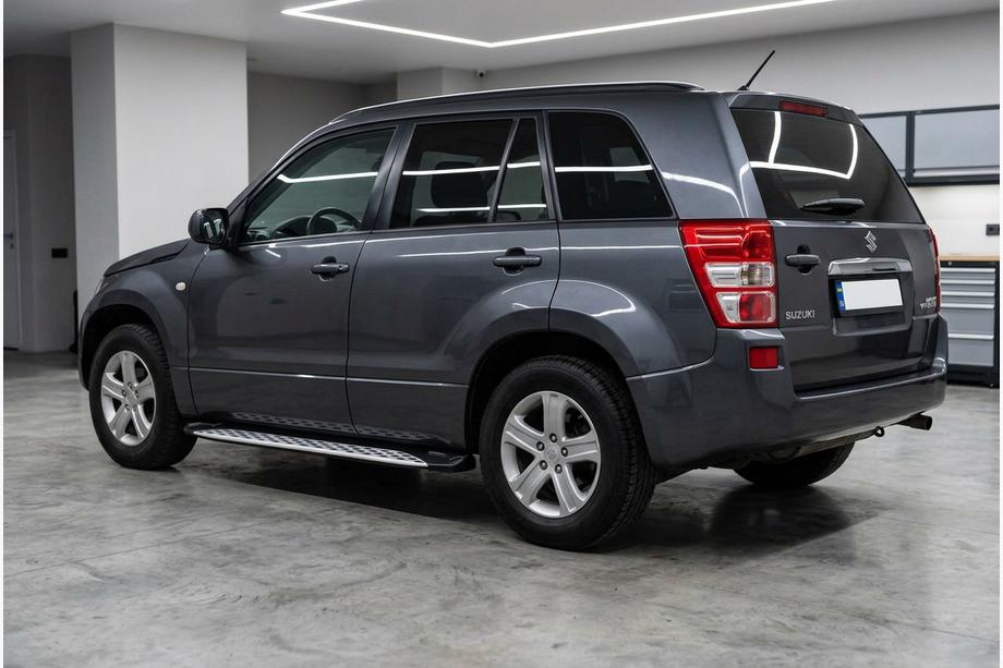 Suzuki Grand Vitara 2005–2017 Sidetrin Shining V1 (2 stk., aluminium) Image