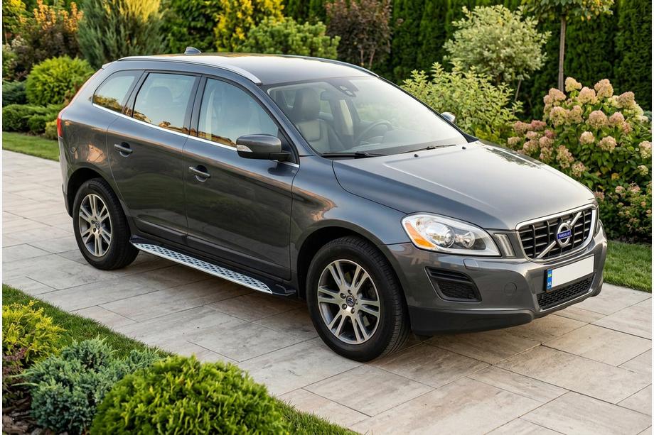 Volvo XC60 2009–2017 Sidetrin Shining V1 (2 stk., aluminium) Image