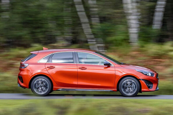 Test af den opdaterede KIA Ceed hatchback Foto 2