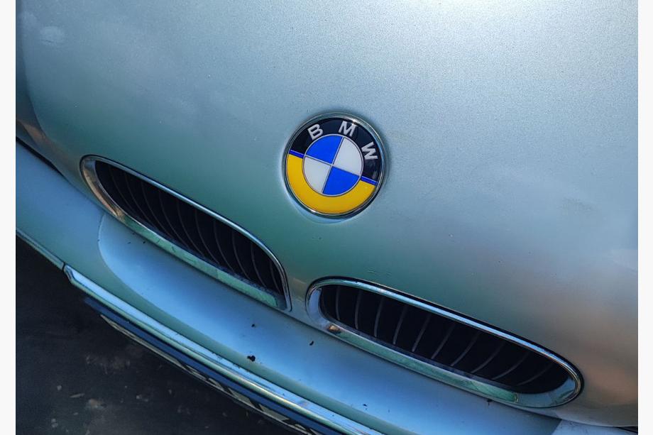 BMW 5-serie E39 1996–2003 Bag-emblem 78 mm (UA-Style) Image