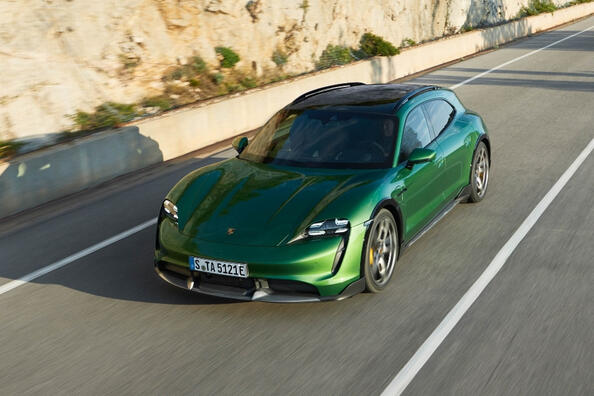 Porsche Taycan Cross Turismo: alsidig elektrisk sportsvogn