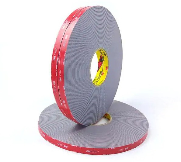 Dobbeltsidet tape og fordelene ved bil-tuning