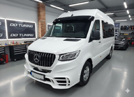 Mercedes Sprinter W907/W910 2018– Forreste kofanger med grill V2 (AMG) foto 5
