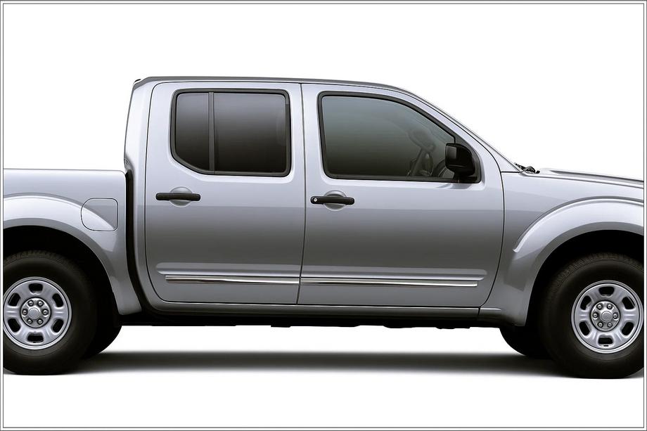 Nissan Navara 2006–2015 Dørlister (4 stk., rustfrit stål) Image