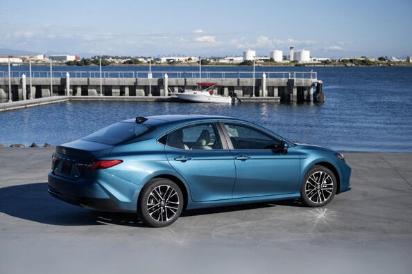 Toyota Camry 9. generation: komfort og teknologi på nyt niveau Foto 3