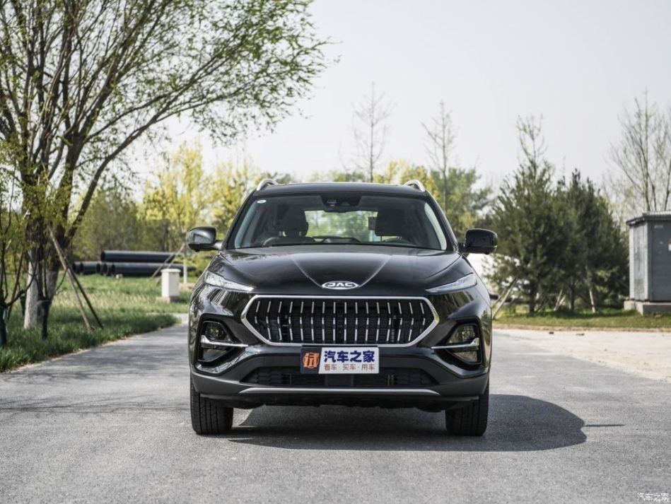 Test af den kompakte by-crossover JAC S7