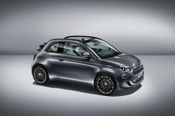 Fiat 500e Cabrio: stilfuld elektrisk cabriolet til byen