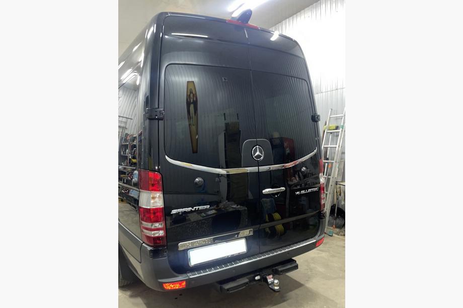 Mercedes Sprinter W906 2006–2018 Bagrude kantliste Carmos (2 stk., rustfrit stål) Foto 4