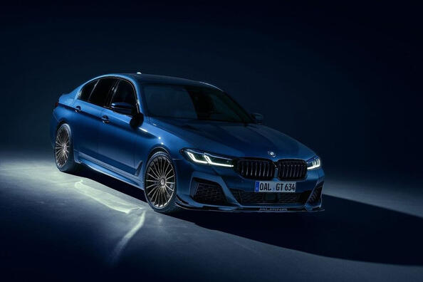 Test af den højtydende sedan Alpina B5