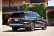 Lincoln Aviator: luksuriøs amerikansk SUV foto 4