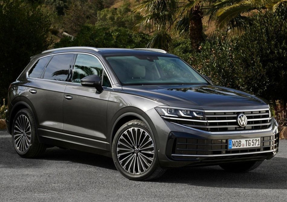 Volkswagen Touareg: opdateret crossover er blevet endnu bedre