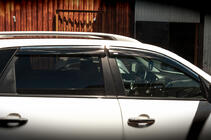 Kia Sorento II XM 2009–2014 Vindafvisere med kromliste (4 stk., Niken) foto 3