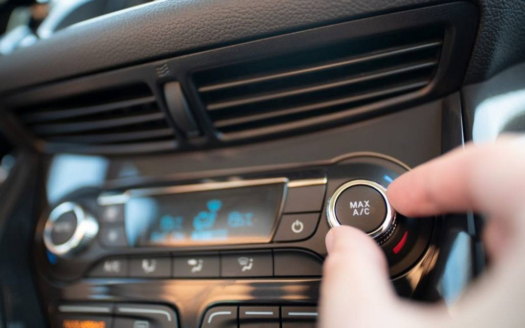 Sådan bruger du bilens aircondition uden at blive syg