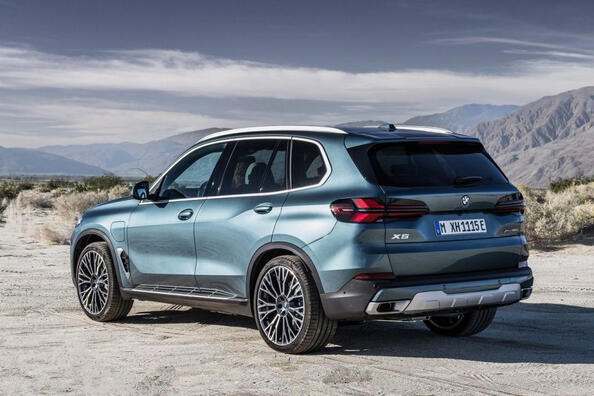 Opdateret BMW X5: luksus, teknologi og sportsånd Foto 5