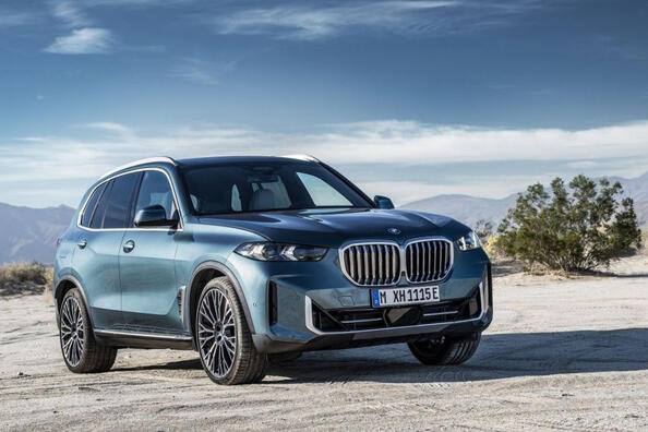 Opdateret BMW X5: luksus, teknologi og sportsånd Foto 1