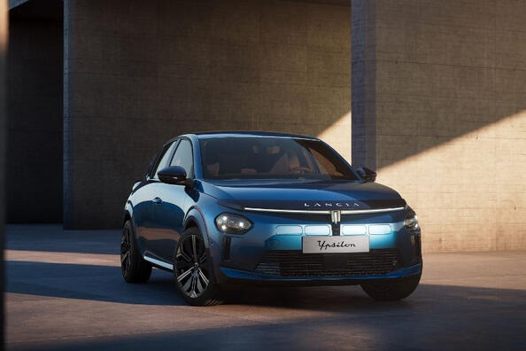 Lancia Ypsilon 2024: Stilfuld bybil