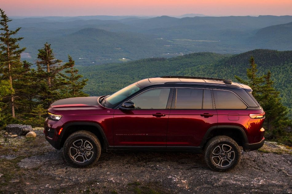 Jeep Grand Cherokee: gennemgang af en luksus-SUV