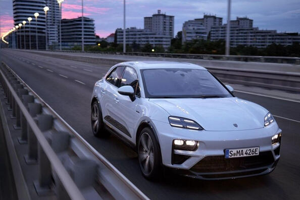 Test af anden generation af Porsche Macan Electric 2024