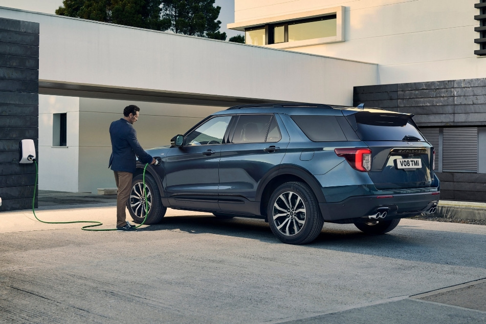 Ford Explorer Hybrid: økonomisk kompromis blandt store SUV’er