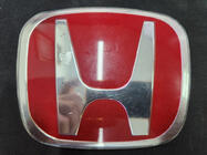 Honda Emblem (rød, selvklæbende) Udsalg 113 mm til 93 mm (afstand mellem beslag 50 mm) foto 1