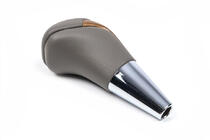 Toyota Land Cruiser Prado 150 2009–2023 Gearknop (gråt læder + lyst træ) foto 2