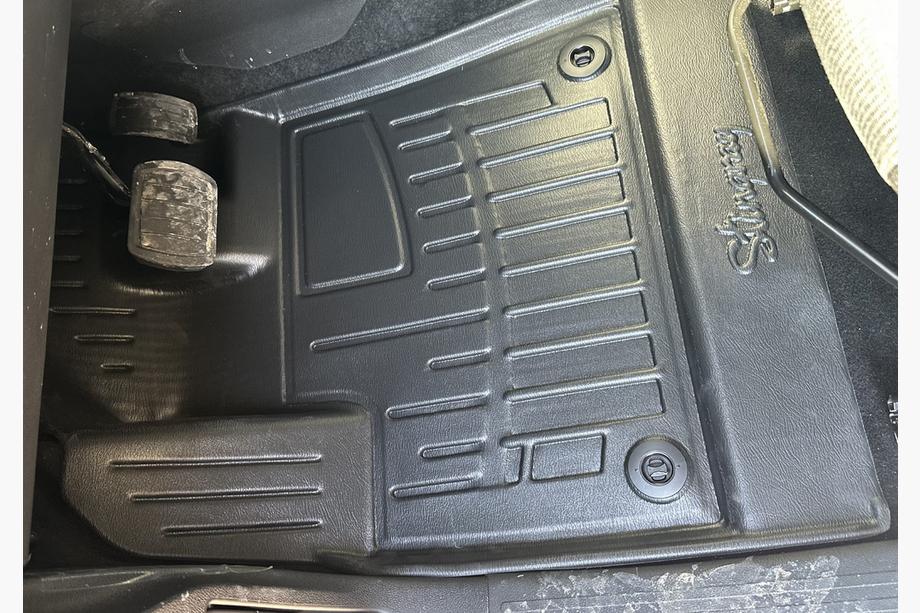 Toyota Proace City 2016– Stingray 3D gummimåtter til kabinen (uden armlæn) (4 stk.) Image
