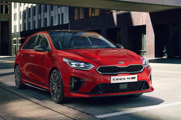 KIA Ceed GT: opdateret hot hatch til køreentusiaster