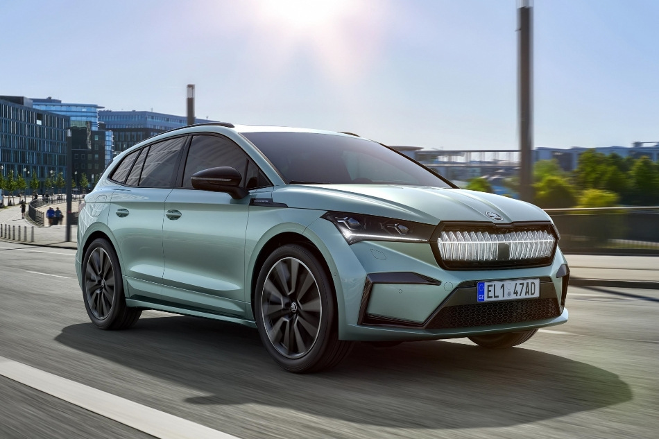 Skoda Enyaq iV: Den tjekkiske el-crossover erobrer vejene