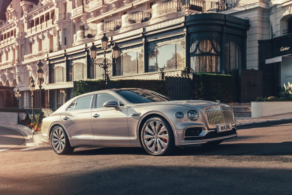 Bentley Flying Spur: luksussedan, der forener tradition og teknologi