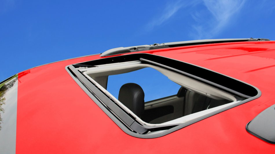 Kan du selv montere et soltag i bilen?