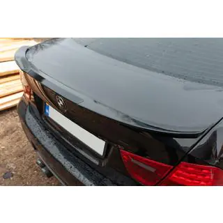 M4-Style spoiler (til E90, til lakering)