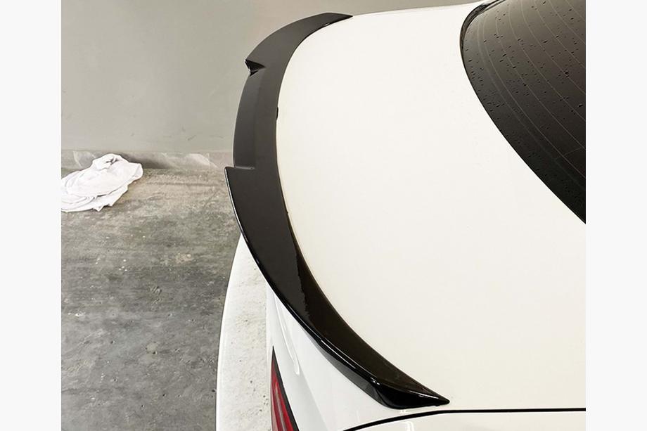 BMW 3-serie E90/E91 2005–2011 M4-Style spoiler (til E90, til lakering) Foto 12