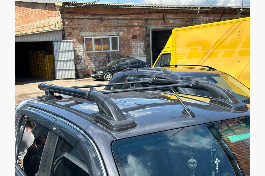 Toyota Hilux 2015– Shark tagrælinger (med tværstang) Grå farve Foto 1
