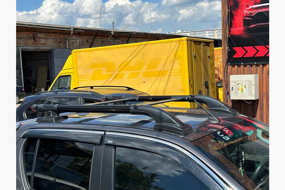 Toyota Hilux 2015– Shark tagrælinger (med tværstang) Grå farve Foto 6