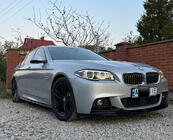 BMW 5-serie F10/F11 2010–2016 Frontspoilerlæbe til kofanger DPT Lip V-1 (til M-Performance, blank sort) foto 1