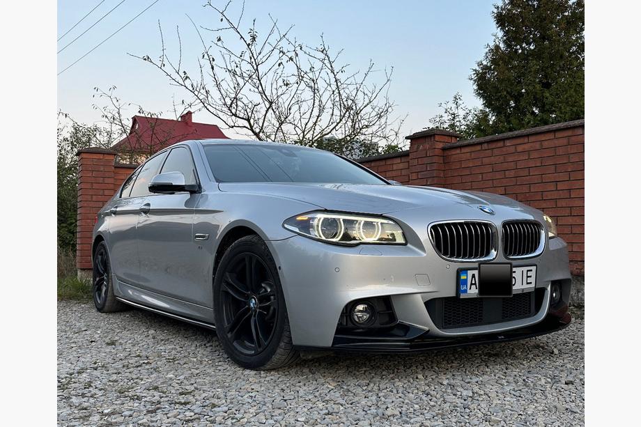 BMW 5-serie F10/F11 2010–2016 Frontspoilerlæbe til kofanger DPT Lip V-1 (til M-Performance, blank sort) Image