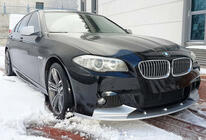 BMW 5-serie F10/F11 2010–2016 Frontlæbe til kofanger DPT Lip V-2 (til M-Performance, sort højglans) foto 6