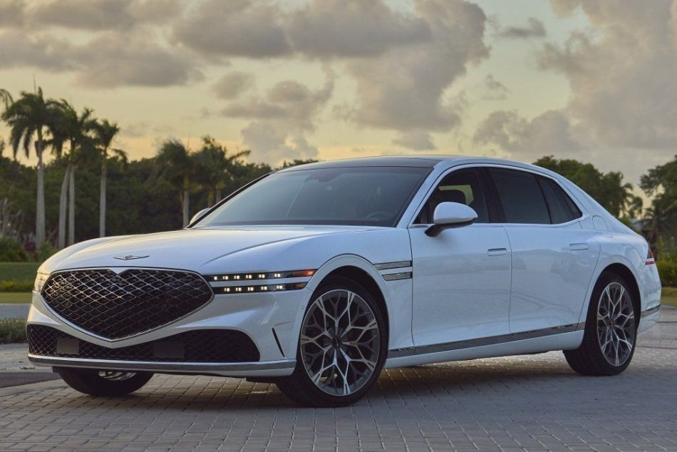 Test af anden generation af luksussedanen Genesis G90