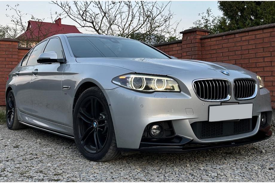 BMW 5-serie F10/F11 2010–2016 DPT V-1 sideskørt-forlængere (til M-Sport/M5 sideskørter, sort højglans) Image