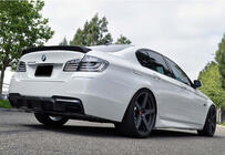 BMW 5-serie F10/F11 2010–2016 Bagdiffuser DPT V-2 (til M-Performance, blank sort) foto 5