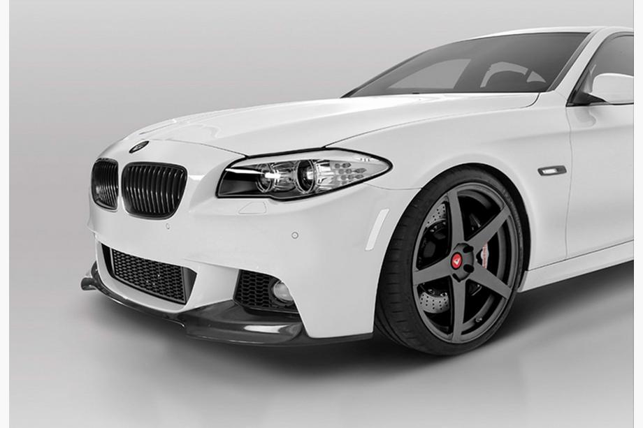 BMW 5-serie F10/F11 2010–2016 Frontkofanger læbespoiler DPT Lip V-3 (til M-Performance, blank sort) Image